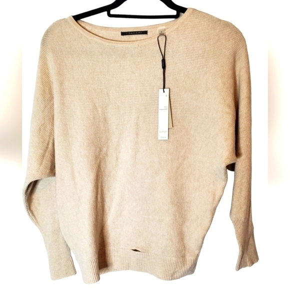 T Tahari Crewneck Sweater in Creme Size Small - Picture 1 of 8
